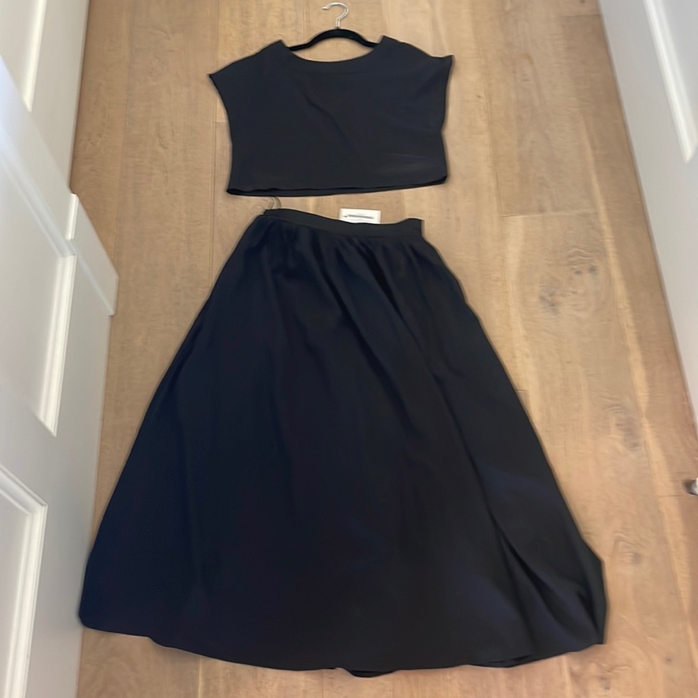 NWT two piece crop top skirt set size small
